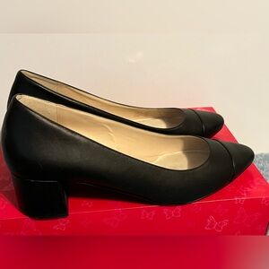 Cole Haan Black Leather Block Heel Pumps size 9.5B